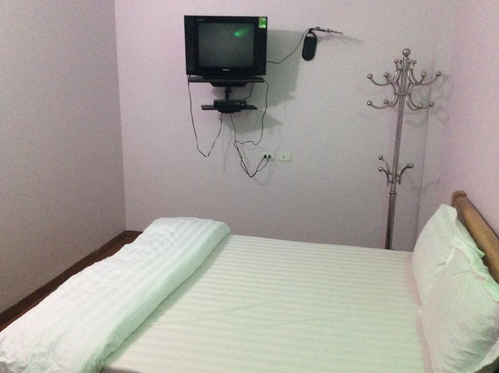 Van Anh Hotel Thach Loi エクステリア 写真