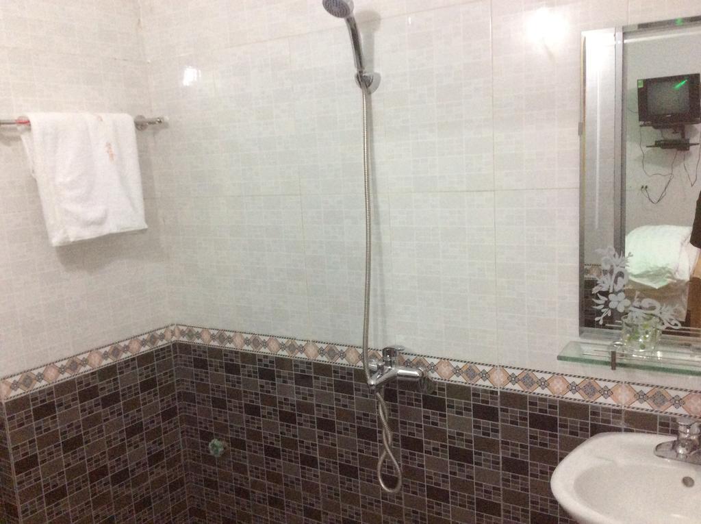 Van Anh Hotel Thach Loi エクステリア 写真