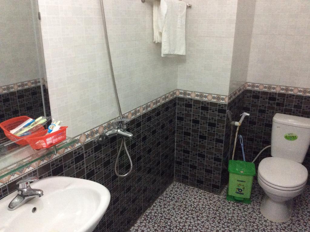 Van Anh Hotel Thach Loi エクステリア 写真
